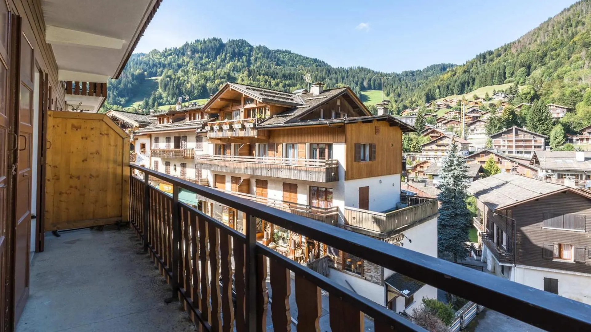 Appartement Confortable 2 Pieces Au Coeur De La Clusaz, Proche Des Pistes Et Des Commerces - Fr-1-304-7