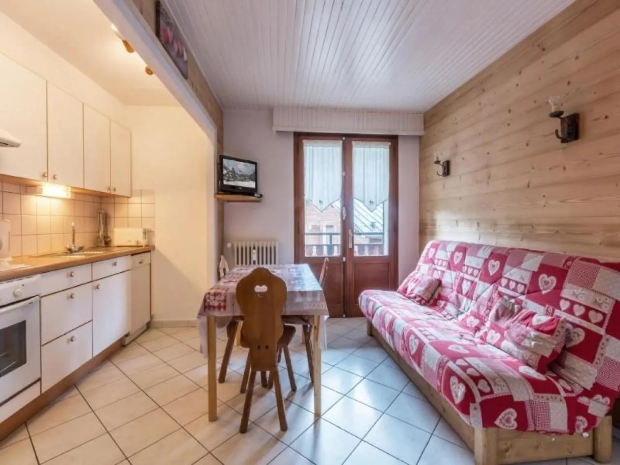 Appartement Confortable 2 Pieces Au Coeur De La Clusaz, Proche Des Pistes Et Des Commerces - Fr-1-304-7 Apartment